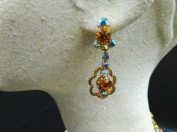 anc amber rhinestone set ear main